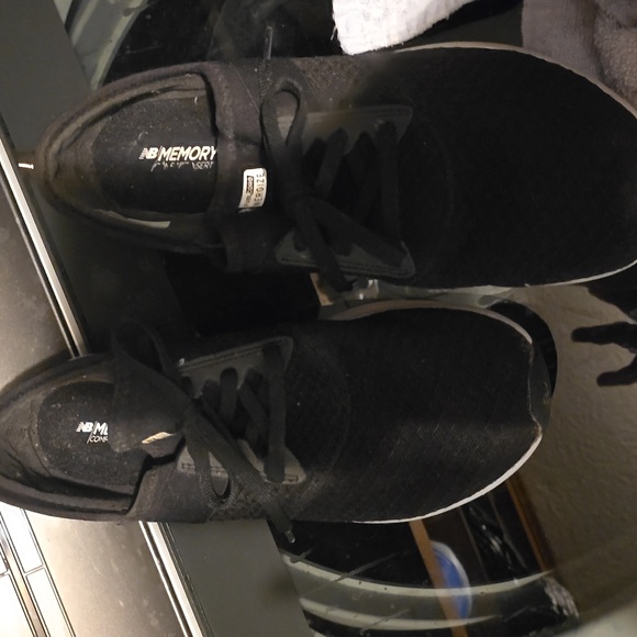 Shoes - Picture 2 of 4